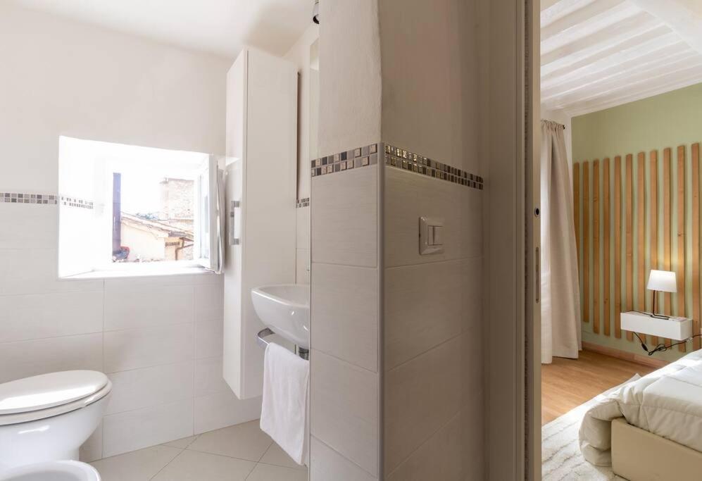Elegant Flat In The City Centre With Two Suite Perugia Eksteriør bilde